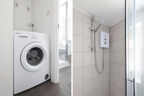 Studio to rent, Norfolk Square, Brighton
