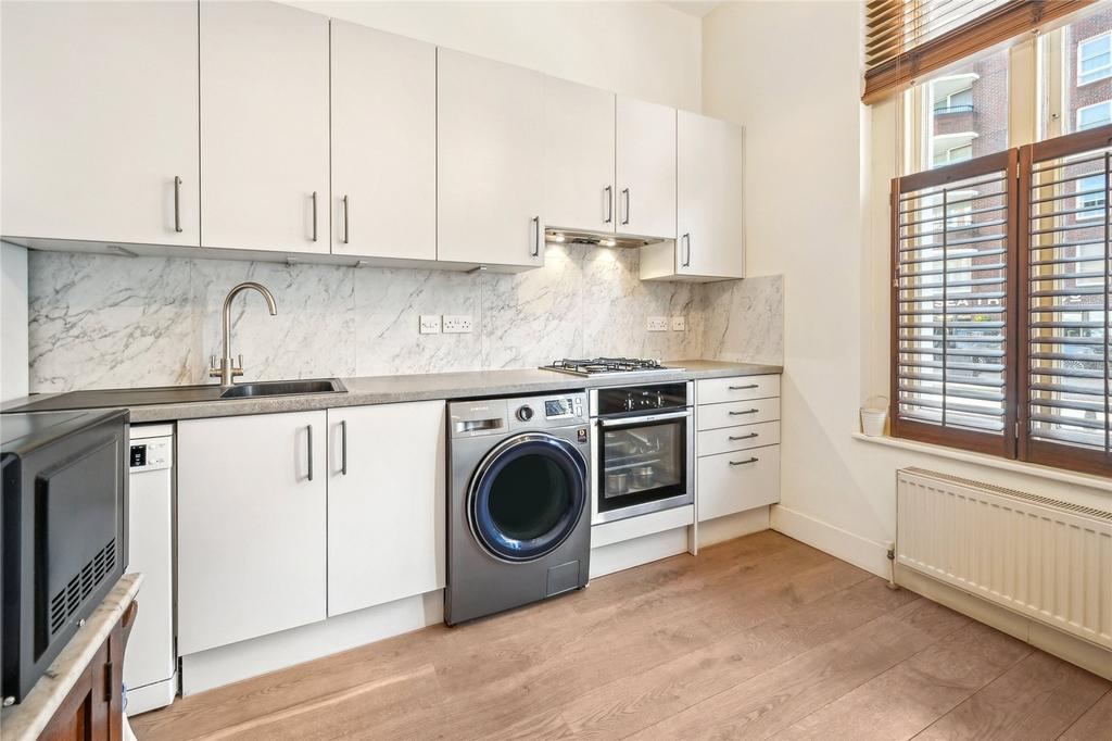 Reception/Kitchen