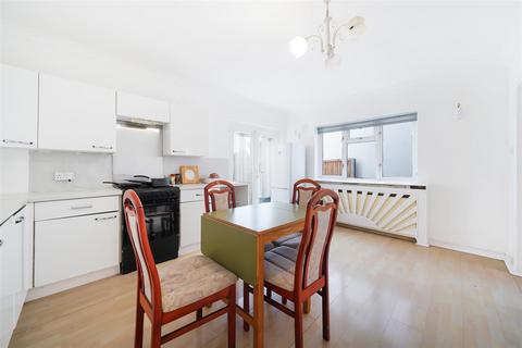 28 Repton Avenue, Wembley, HA0 3DW