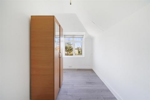 28 Repton Avenue, Wembley, HA0 3DW