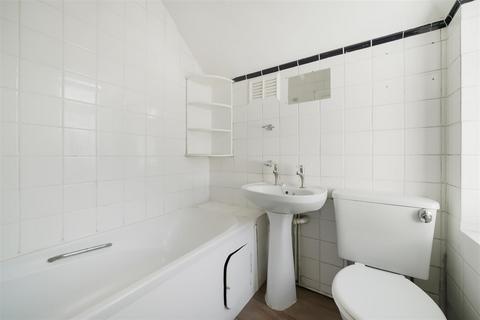 28 Repton Avenue, Wembley, HA0 3DW