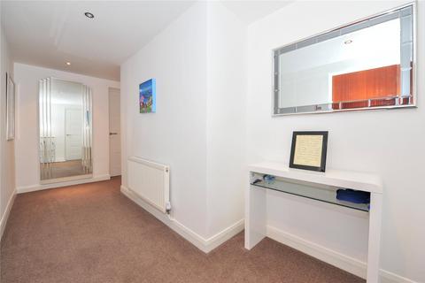 3 bedroom apartment for sale, Manor Road, Bournemouth, Dorset, BH1