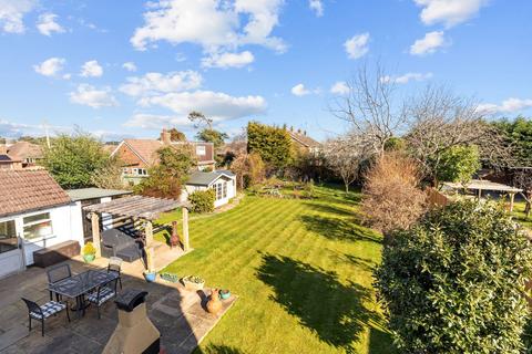 20 Mill Lane, Rustington, Littlehampton, BN16 3EG