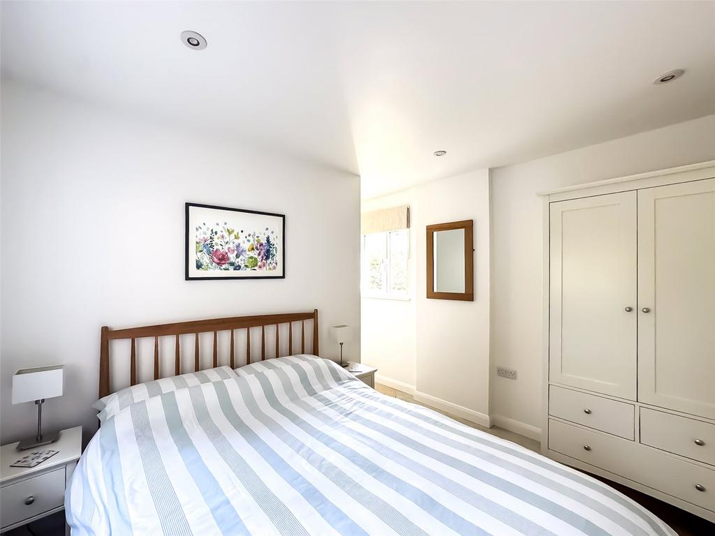 Annex Bedroom 1