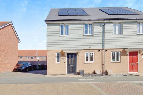 8 Windsor Road, Rochford, SS4 1XG