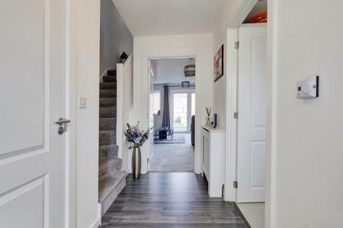 8 Windsor Road, Rochford, SS4 1XG