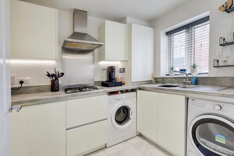 8 Windsor Road, Rochford, SS4 1XG