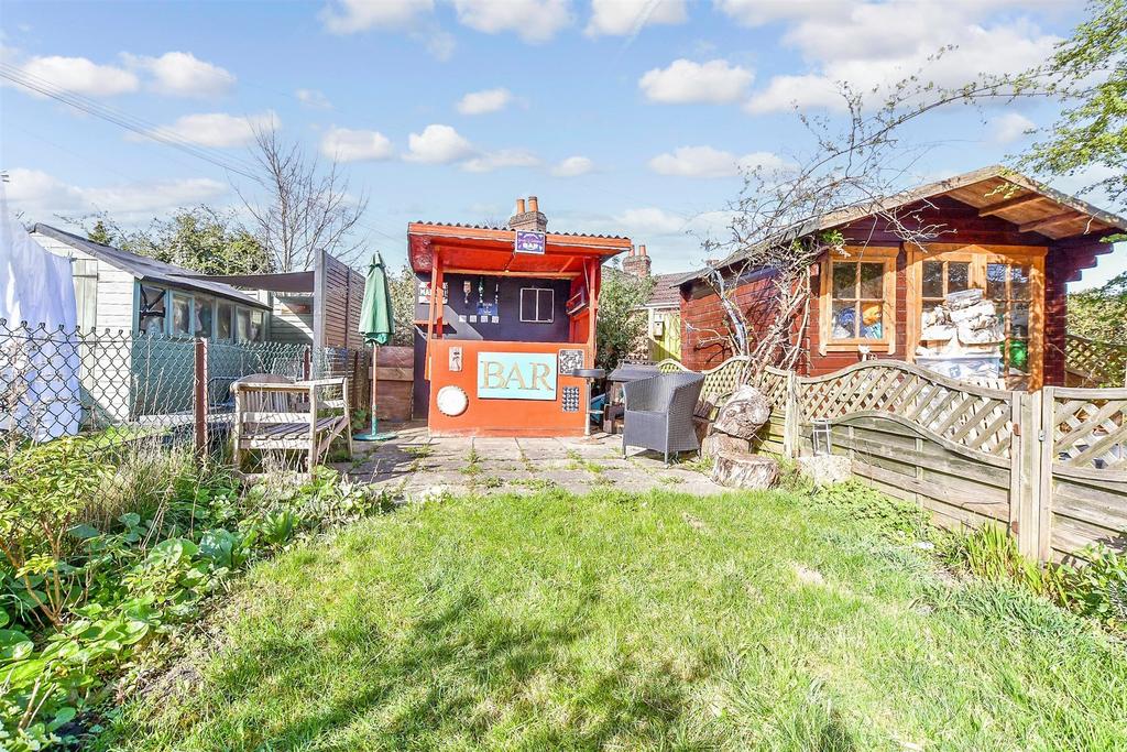 External Lifestyle Photograph