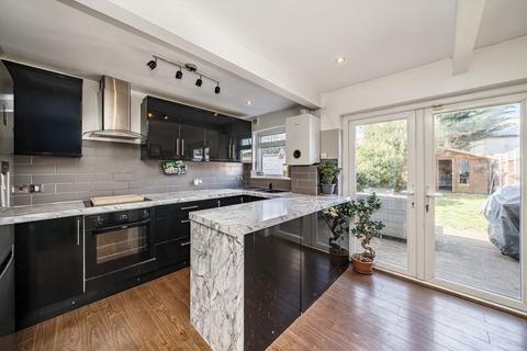 4 Grove Crescent, Feltham, TW13 6LY