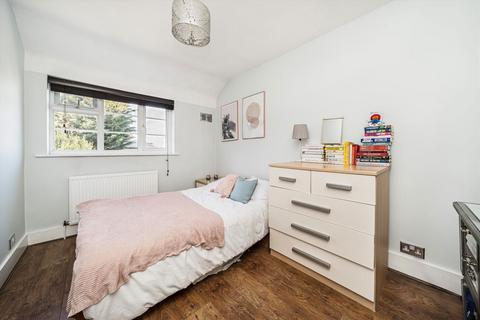 4 Grove Crescent, Feltham, TW13 6LY