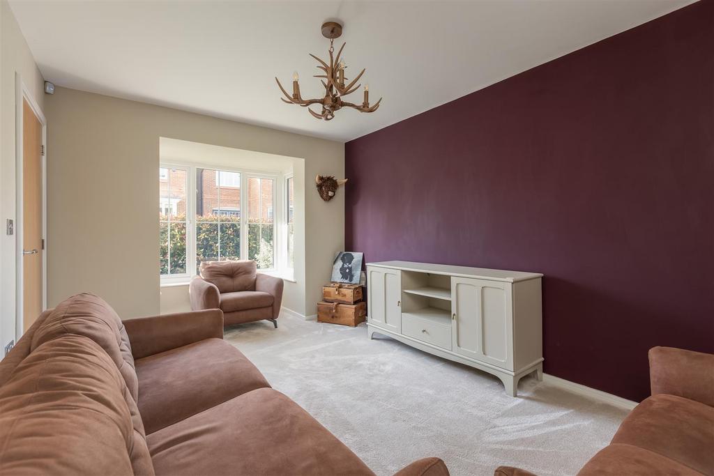 Ploughlands Grove 4 Sitting Room-2.jpg