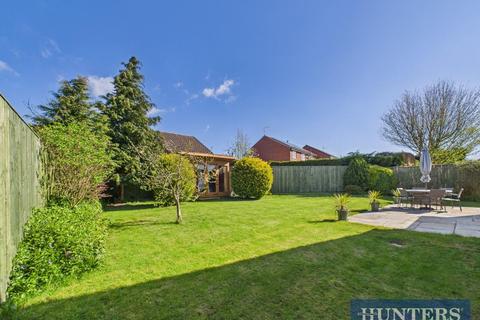 3 bedroom detached bungalow for sale, The Vineyards, Leven, Beverley