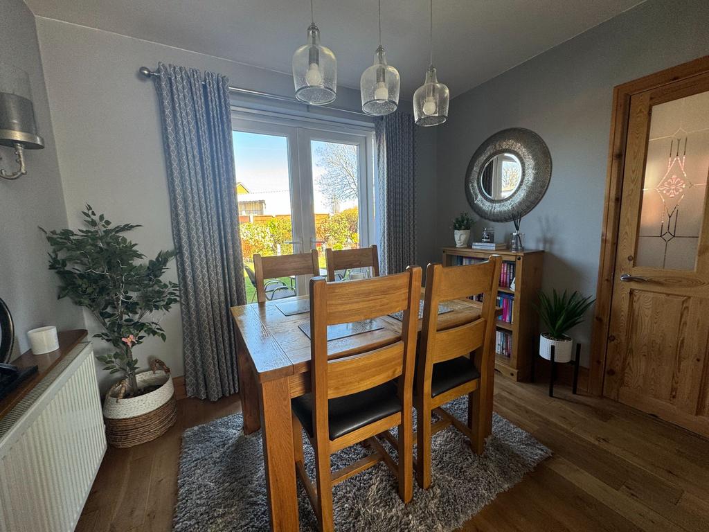 Photograph 6