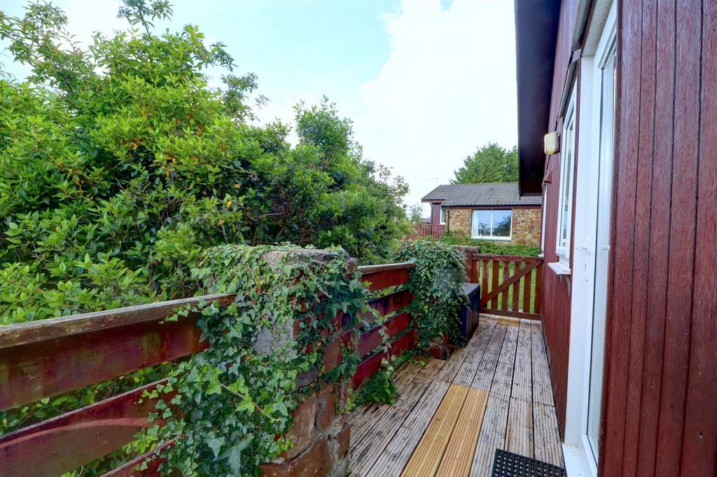 Decking .1.jpg