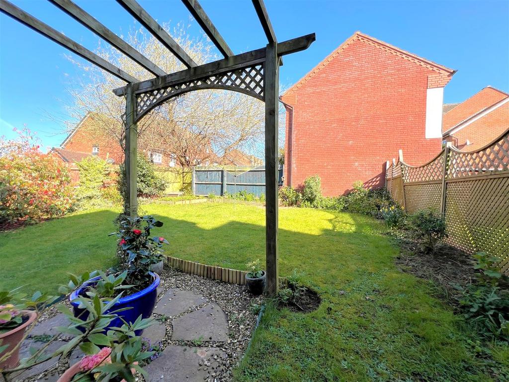 Garden 2.jpg
