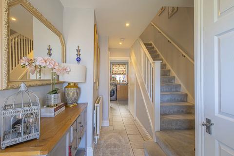 23 Arcon Road, Ashford, TN23 5BY
