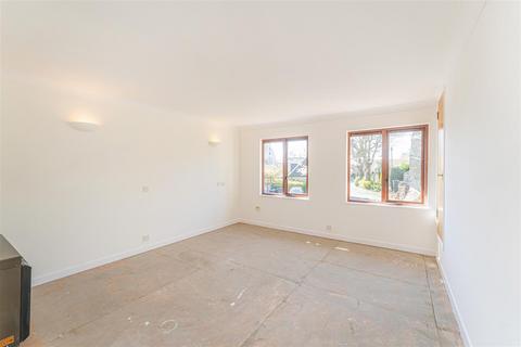 1 bedroom retirement property for sale, Gordon Hill, Enfield