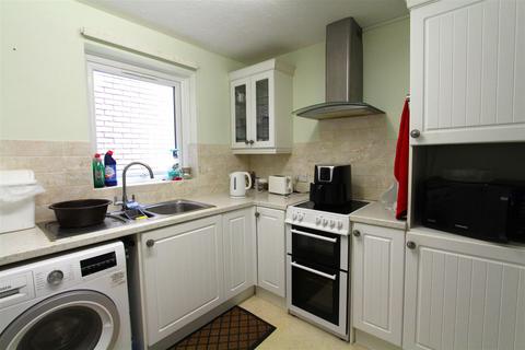 2 bedroom retirement property for sale, Fairacres Close, Keynsham, Bristol