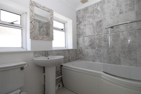 12 Clun Road, Littlehampton, BN17 7DY
