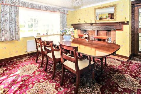 3 bedroom detached house for sale, 17 Church End, Biddenham MK40