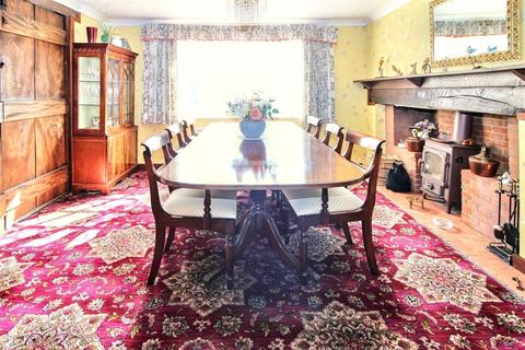 3 bedroom detached house for sale, 17 Church End, Biddenham MK40