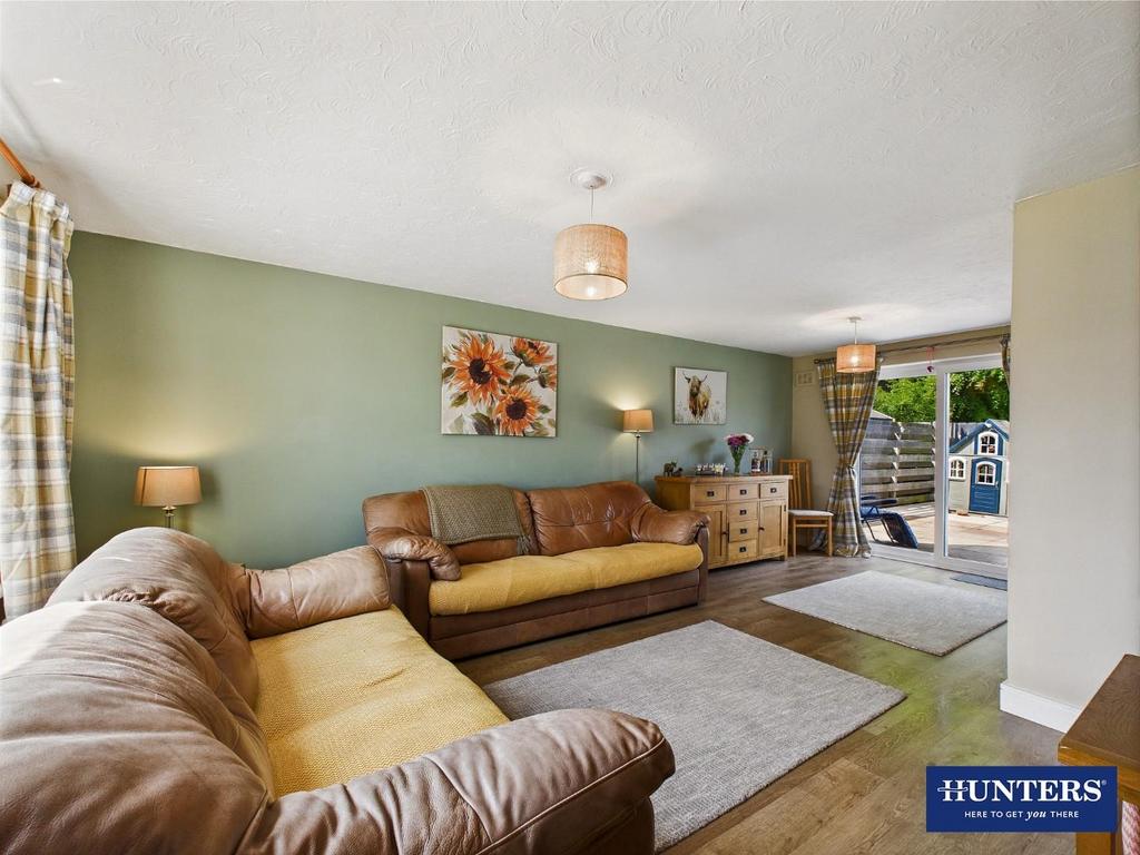 Living &amp; Dining Room