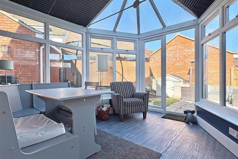 24 Denton Crescent, Black Notley, Braintree, CM77 8ZZ