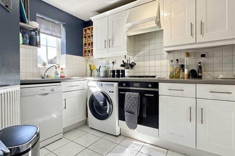 24 Denton Crescent, Black Notley, Braintree, CM77 8ZZ