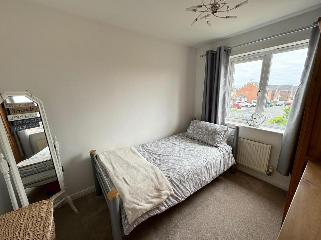 BEDROOM 2 (rear)
