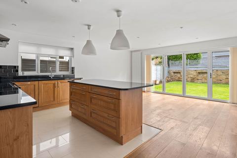 5 Wren Place, Brentwood, CM14 4HS