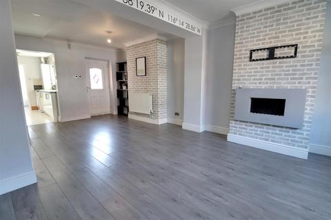 2 bedroom semi-detached house for sale, Wistaston Road, Willaston, Nantwich