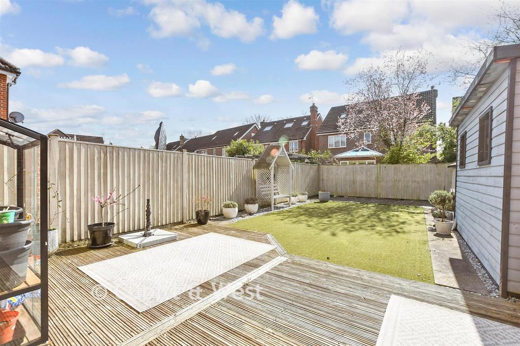 Patio / Decking