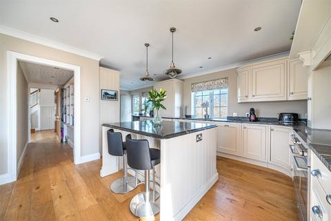 5 bedroom detached house for sale, Chapmans Town Road, Rushlake Green