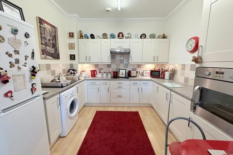 2 bedroom retirement property for sale, Phoenix House, Swallows Meadow, Shirley