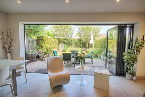 3 bedroom semi-detached house for sale, Reed Place, Ware SG12