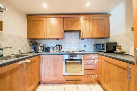 2 bedroom flat for sale, Broadway, Ealing, London, W13