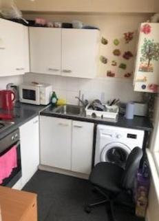 2 bedroom flat to rent, Cranbourne Road, Barking, Barking, IG11
