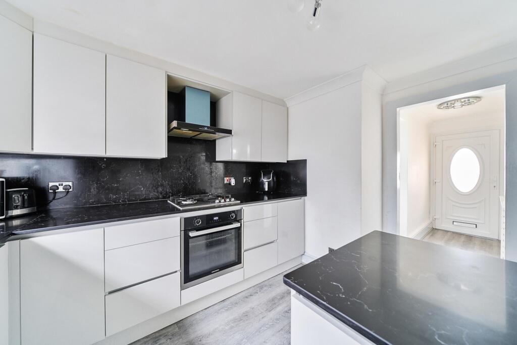 238337 RUM240441 IMG 05 0000.jpeg