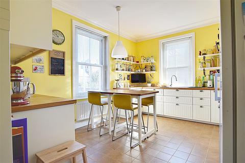 4 bedroom maisonette for sale, Endwell Road, Bexhill-On-Sea