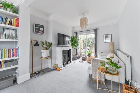 3 bedroom semi-detached house for sale, Robson Road, London, SE27
