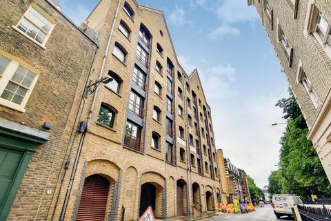 Flat 1b, St Johns Wharf, 104 - 106 Wapping High Street, London, E1W 2PR