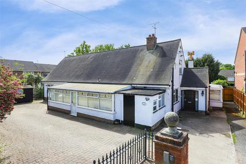 5 bedroom detached bungalow for sale, Cavendish Road, Carlton NG4
