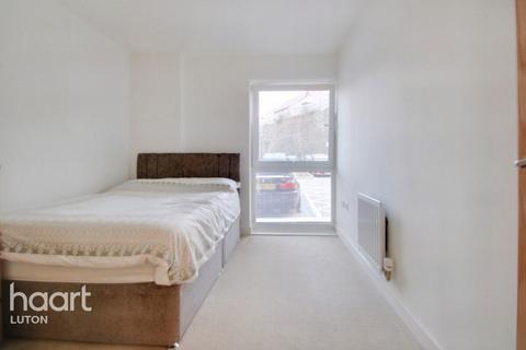 Stirling Drive, Luton