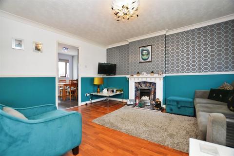 16 Briar Way, Scunthorpe, DN15 8UU