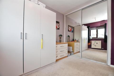 16 Briar Way, Scunthorpe, DN15 8UU