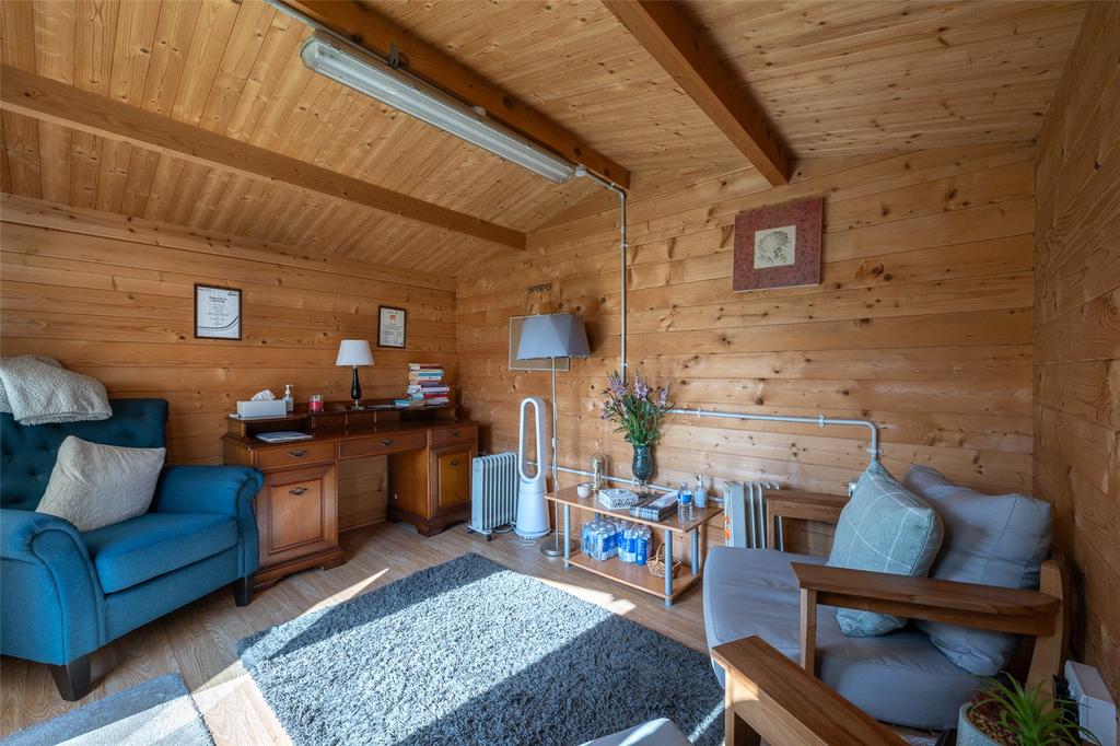Office/Summer House