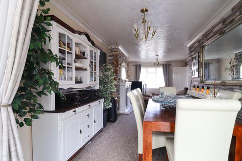 3 bedroom detached house for sale, Field End Close, Gaywood, King's Lynn, Norfolk, PE30