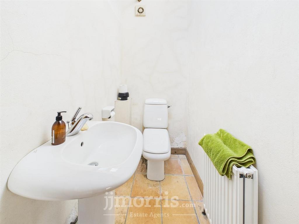 Separate WC