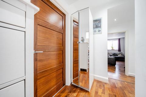 1 bedroom flat for sale, Junction Road, South Croydon, CR2