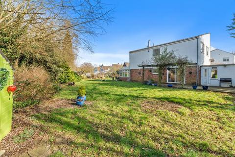16 Clarke Close, Kettering, NN16 9HP